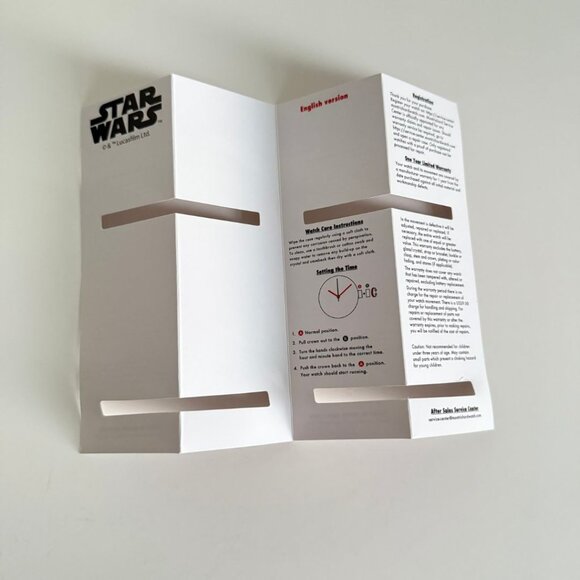 NWT - Star Wars Boba Fett Insignia Men's Sliver Vintage Alloy Watch - Picture 7 of 15